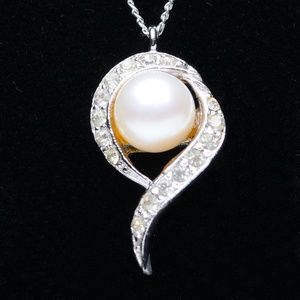 Panetta Silver, Pearl Rhinestone Pendant Necklace